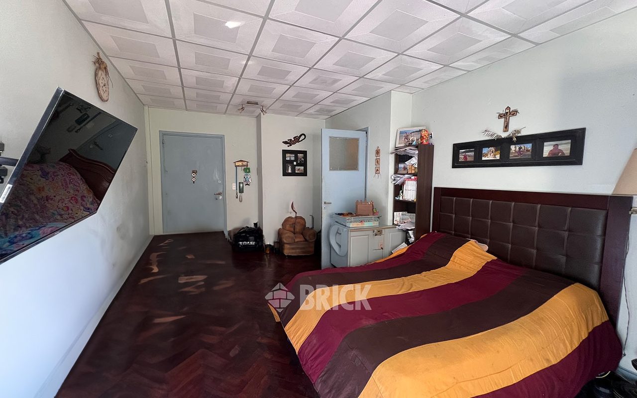 ANCHORENA al 1500 Piso 7 3