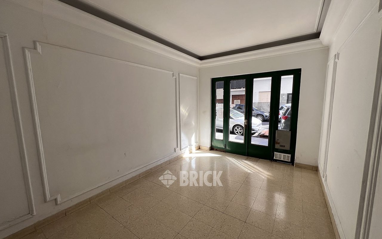 ANCHORENA al 1500 Piso 7 6