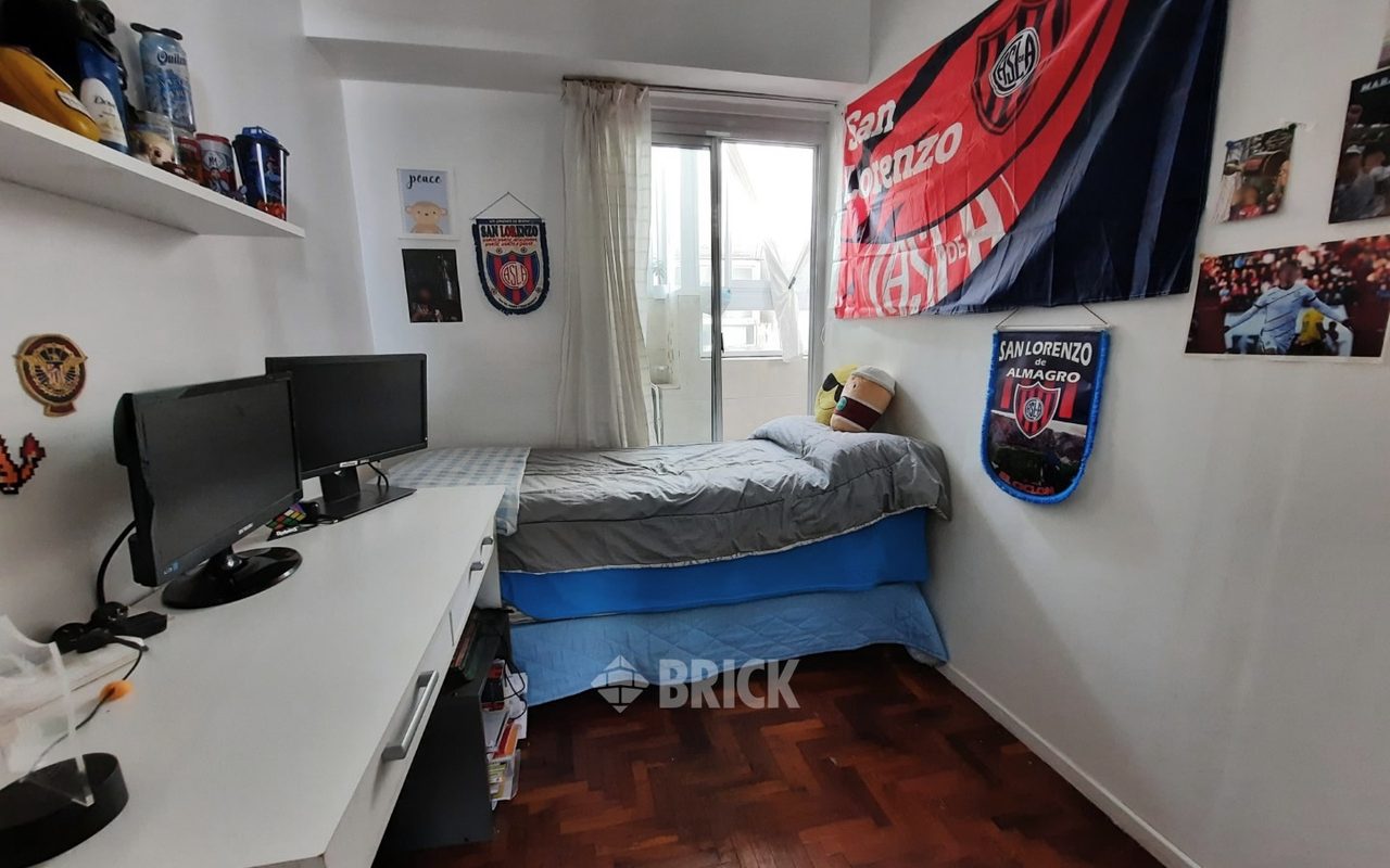 PARAGUAY al 2400 Piso 7 16