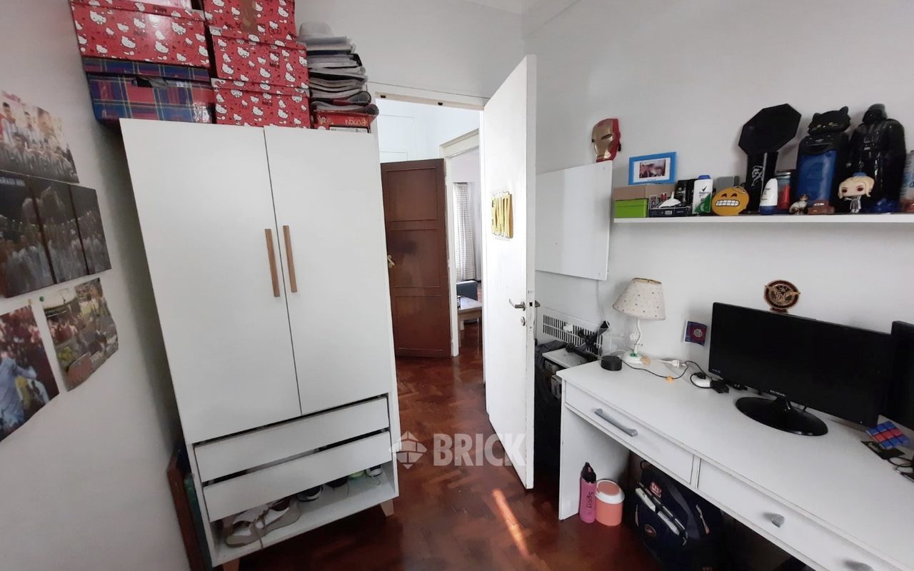 PARAGUAY al 2400 Piso 7 17