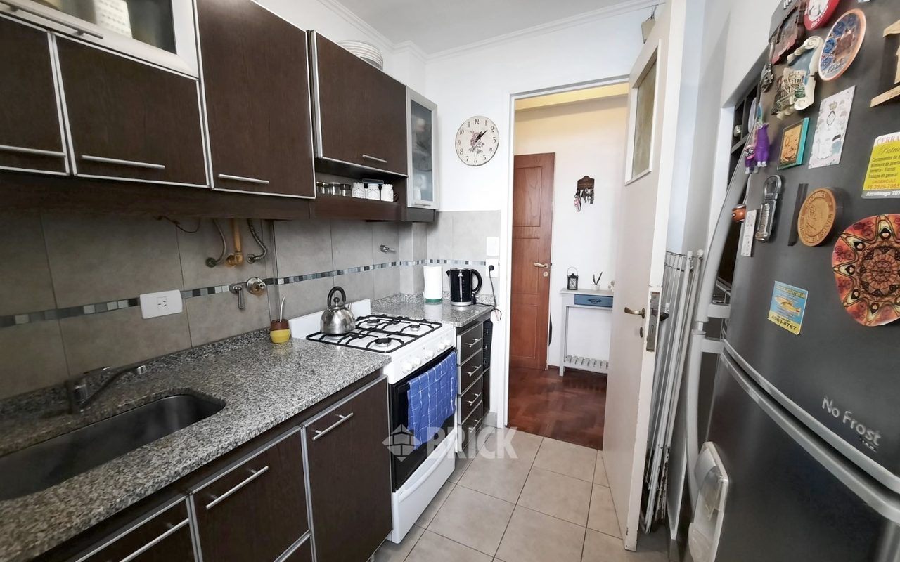 PARAGUAY al 2400 Piso 7 20