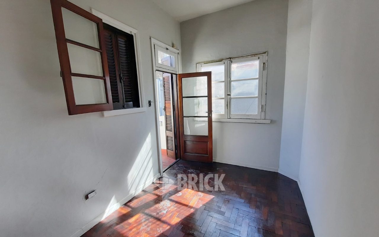 ARRIOLA al 0 Piso PB 21