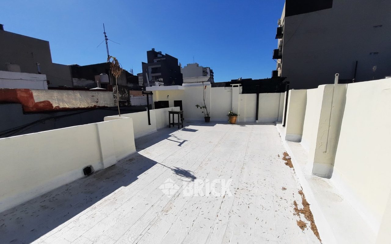 ARRIOLA al 0 Piso PB 27