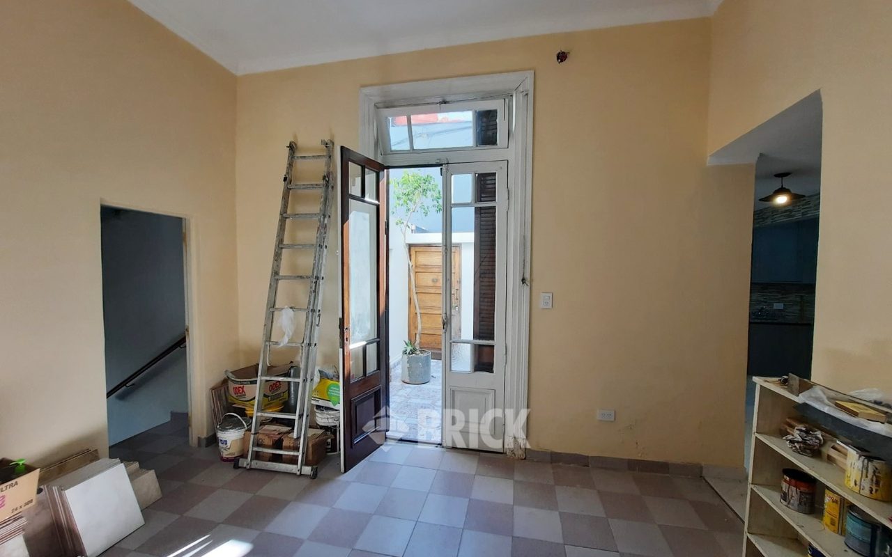 ARRIOLA al 0 Piso PB 5