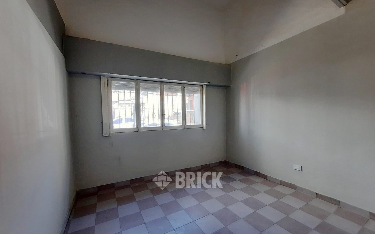 ARRIOLA al 0 Piso PB 8