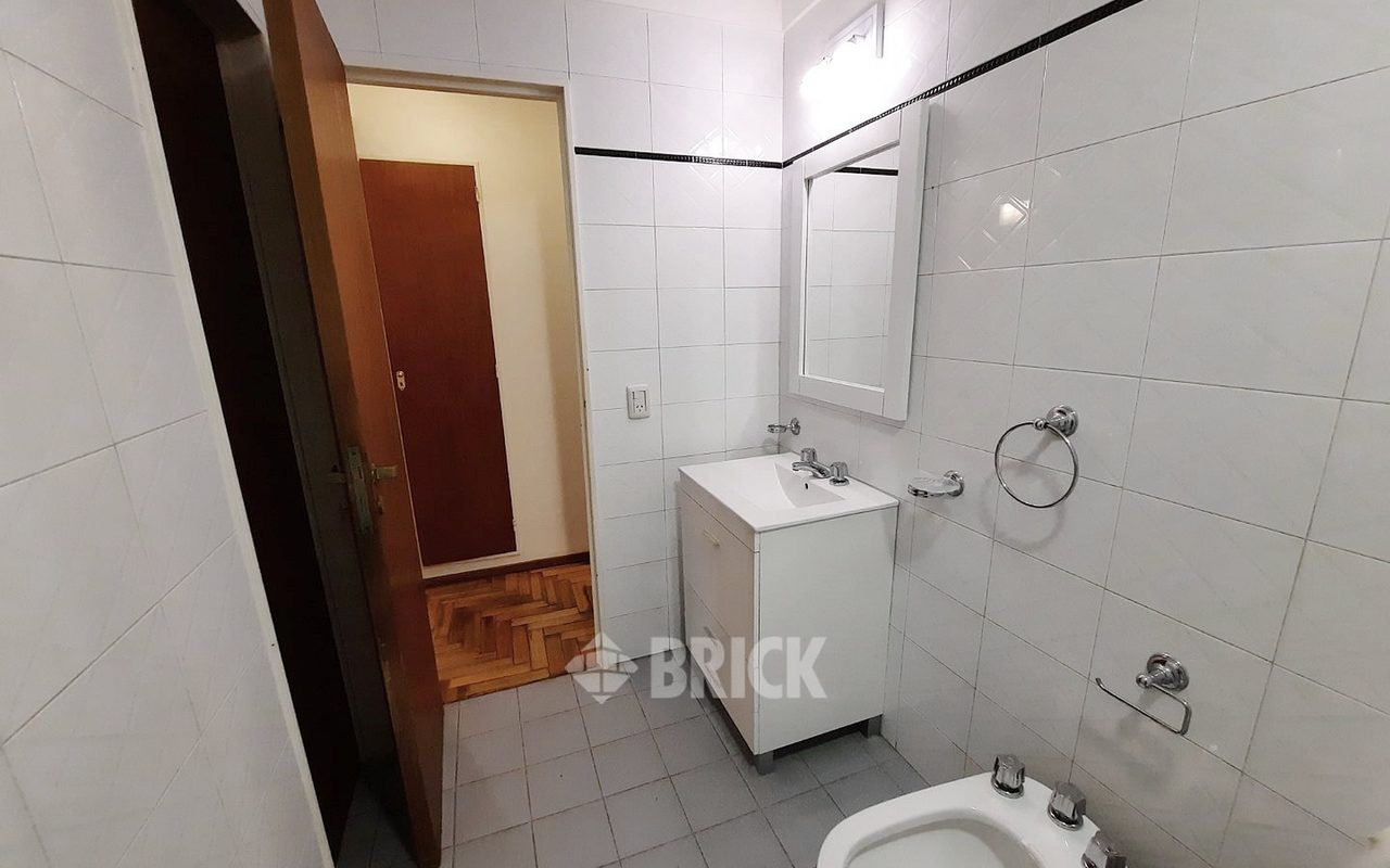 GURRUCHAGA al 2100 Piso 2 16