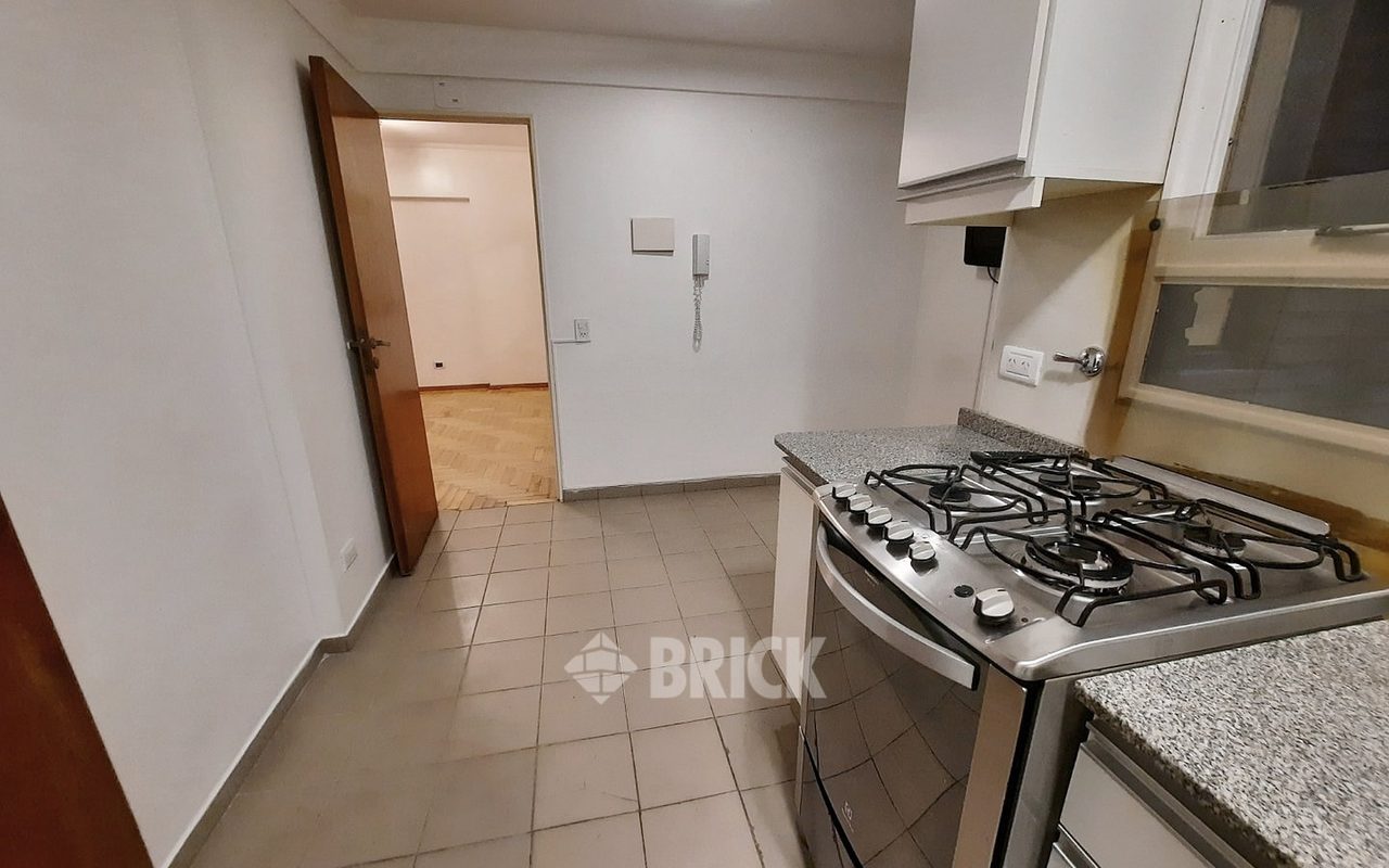 GURRUCHAGA al 2100 Piso 2 24