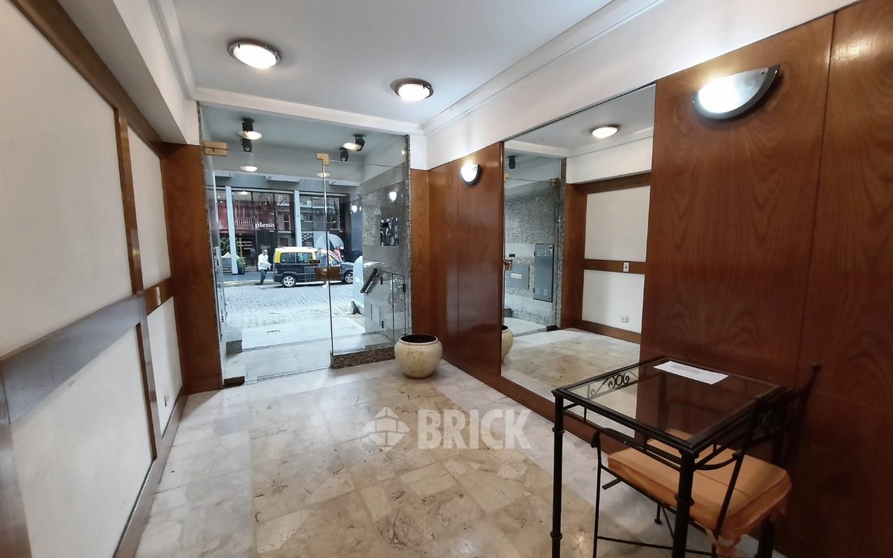 GURRUCHAGA al 2100 Piso 2 26