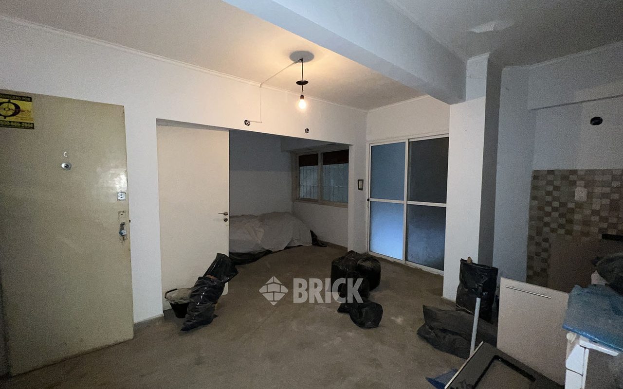 TUCUMAN al 2200 Piso 2 14