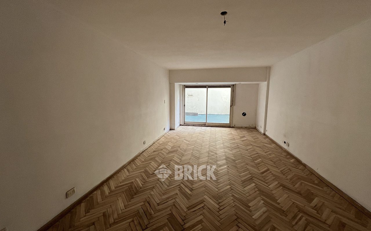 TUCUMAN al 2200 Piso 2 3