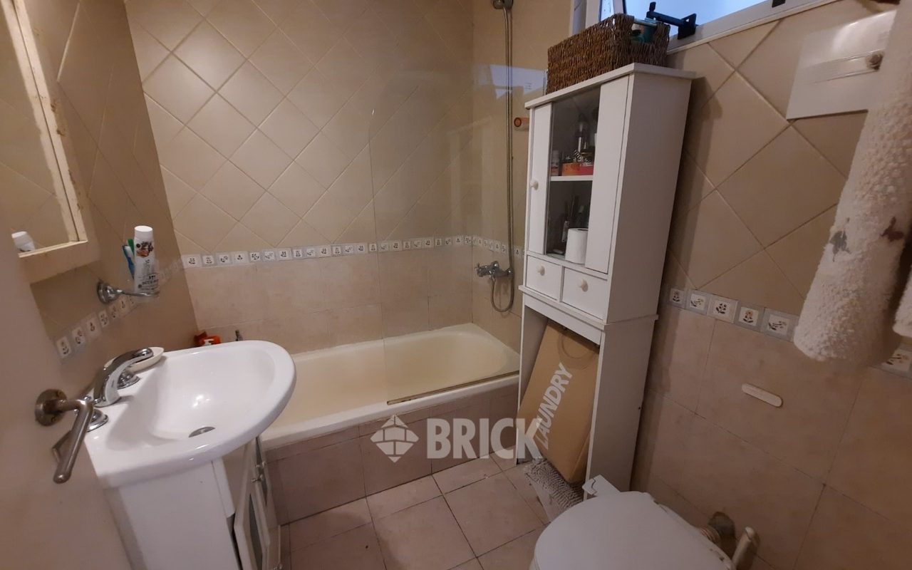 SOLDADO DE LA INDEPENDENCIA al 700 Piso PB 20