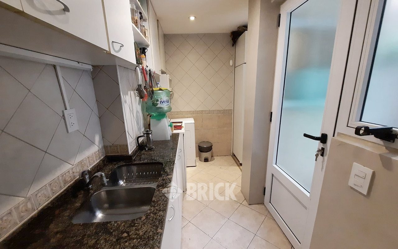 SOLDADO DE LA INDEPENDENCIA al 700 Piso PB 23