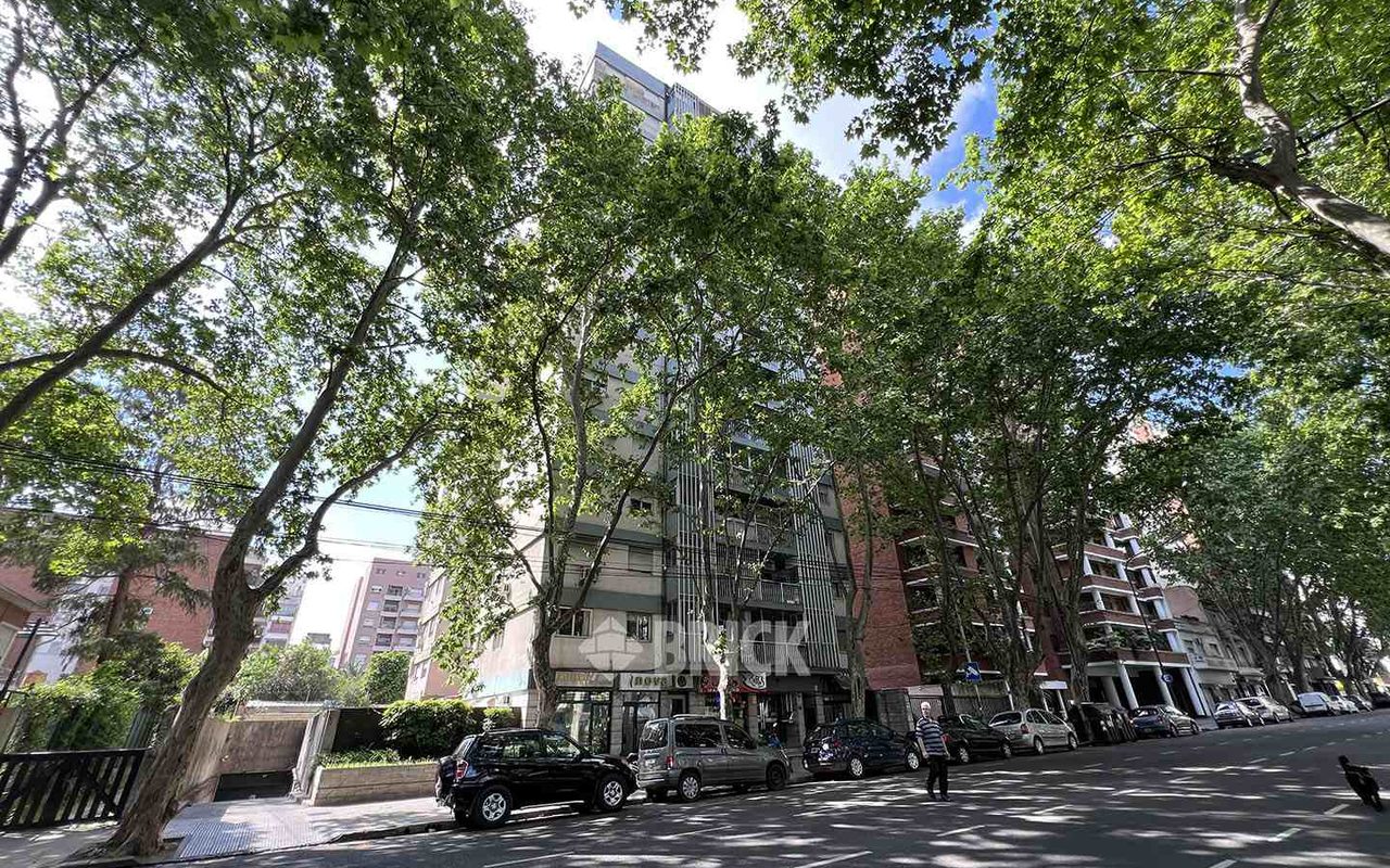 AVELLANEDA, AV. al 1800 Piso 5 14