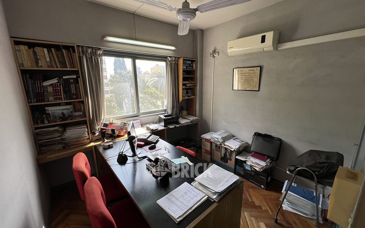 AVELLANEDA, AV. al 1800 Piso 5 9