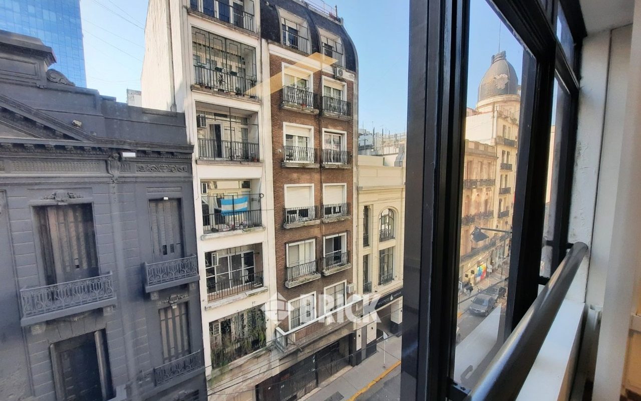 SARMIENTO al 1400 Piso 4 11