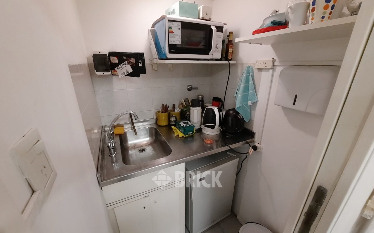 SARMIENTO al 1400 Piso 4 8