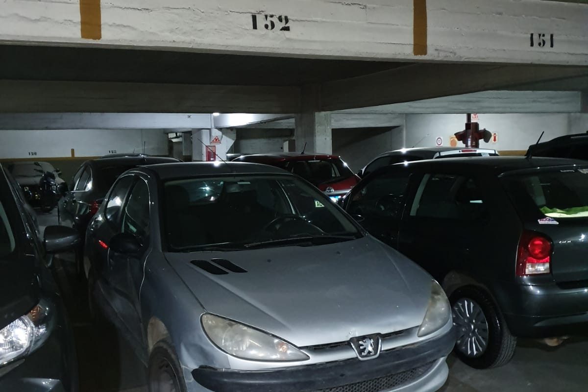 RIVADAVIA, AV. al 6300 Piso 1° Sub. 6