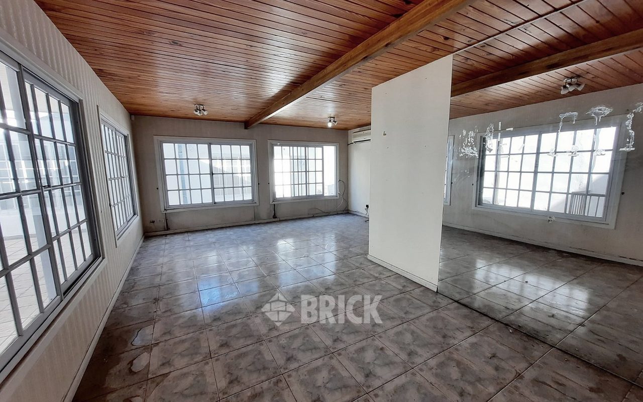 CALVO, CARLOS al 1100 30