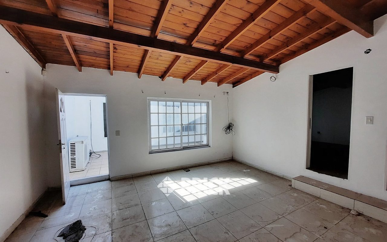 CALVO, CARLOS al 1100 46