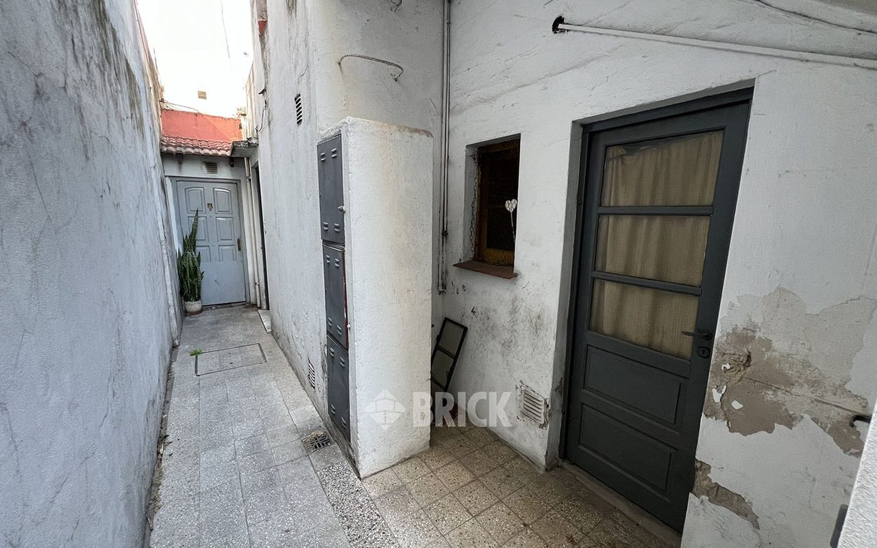 FERNANDEZ MORENO al 2400 12