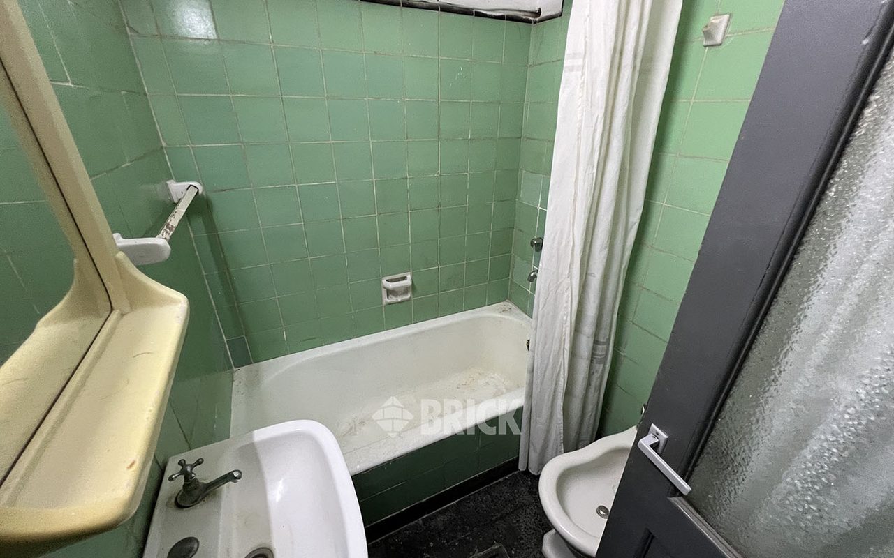 FERNANDEZ MORENO al 2400 8