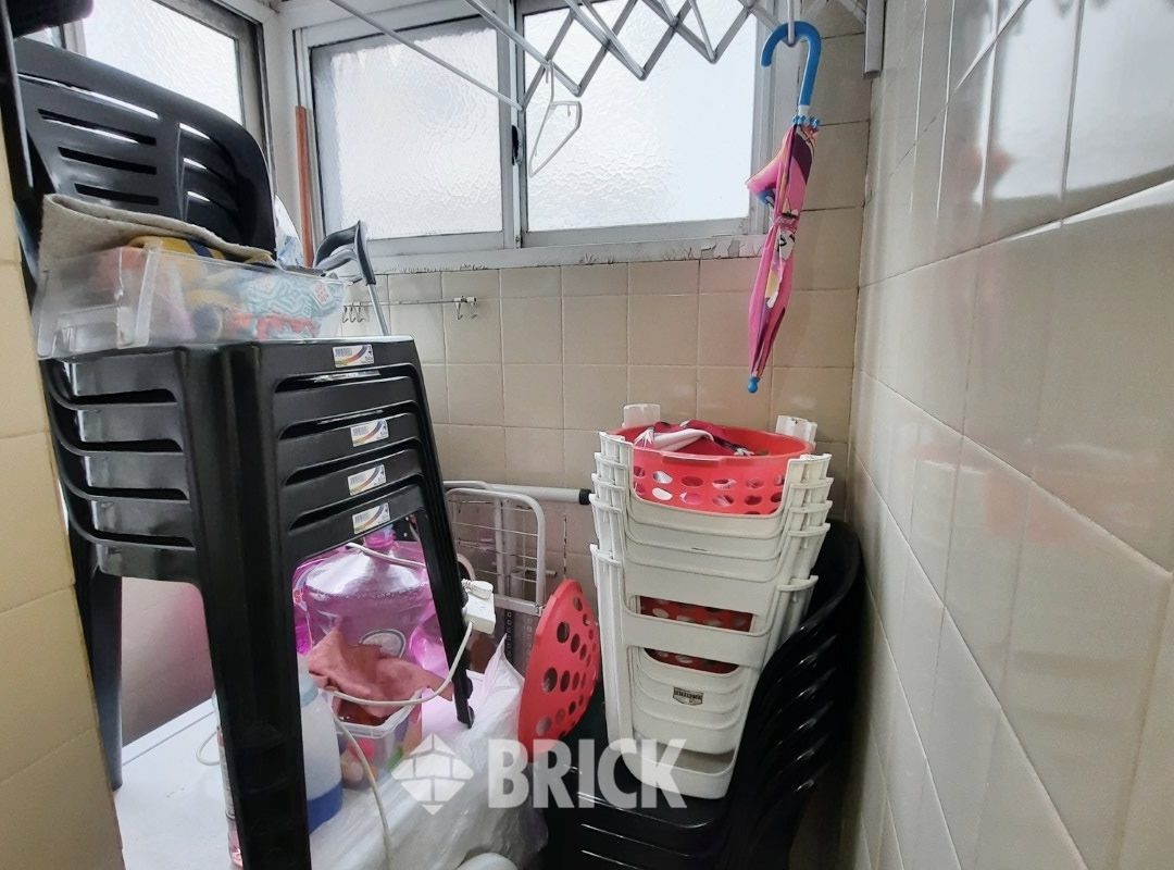 GOMEZ, VALENTIN al 2900 Piso 9 26