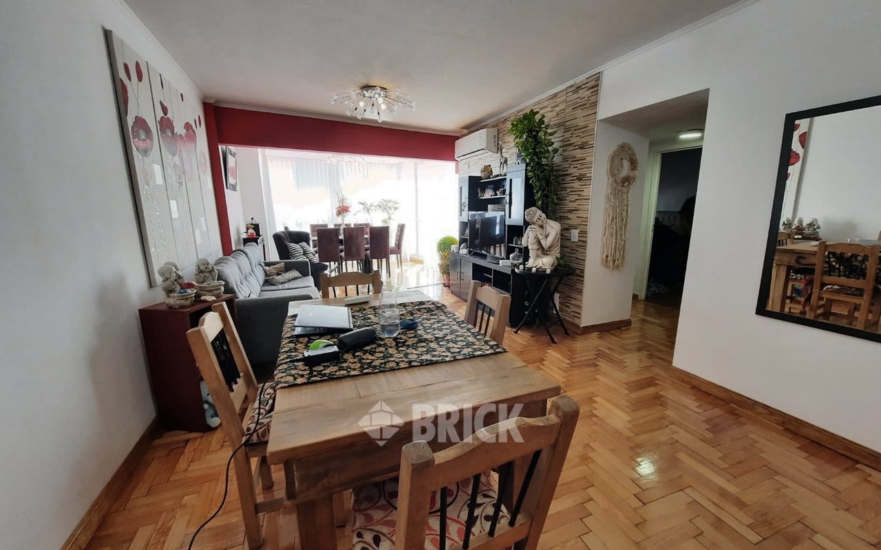 GOMEZ, VALENTIN al 2900 Piso 9 3