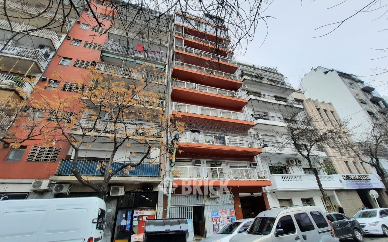 GOMEZ, VALENTIN al 2900 Piso 9 31