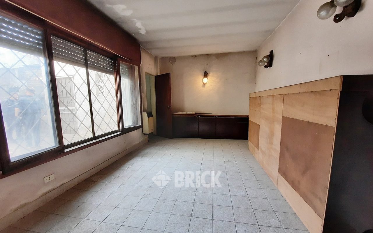 SANTA FE al 300 Piso PB 10