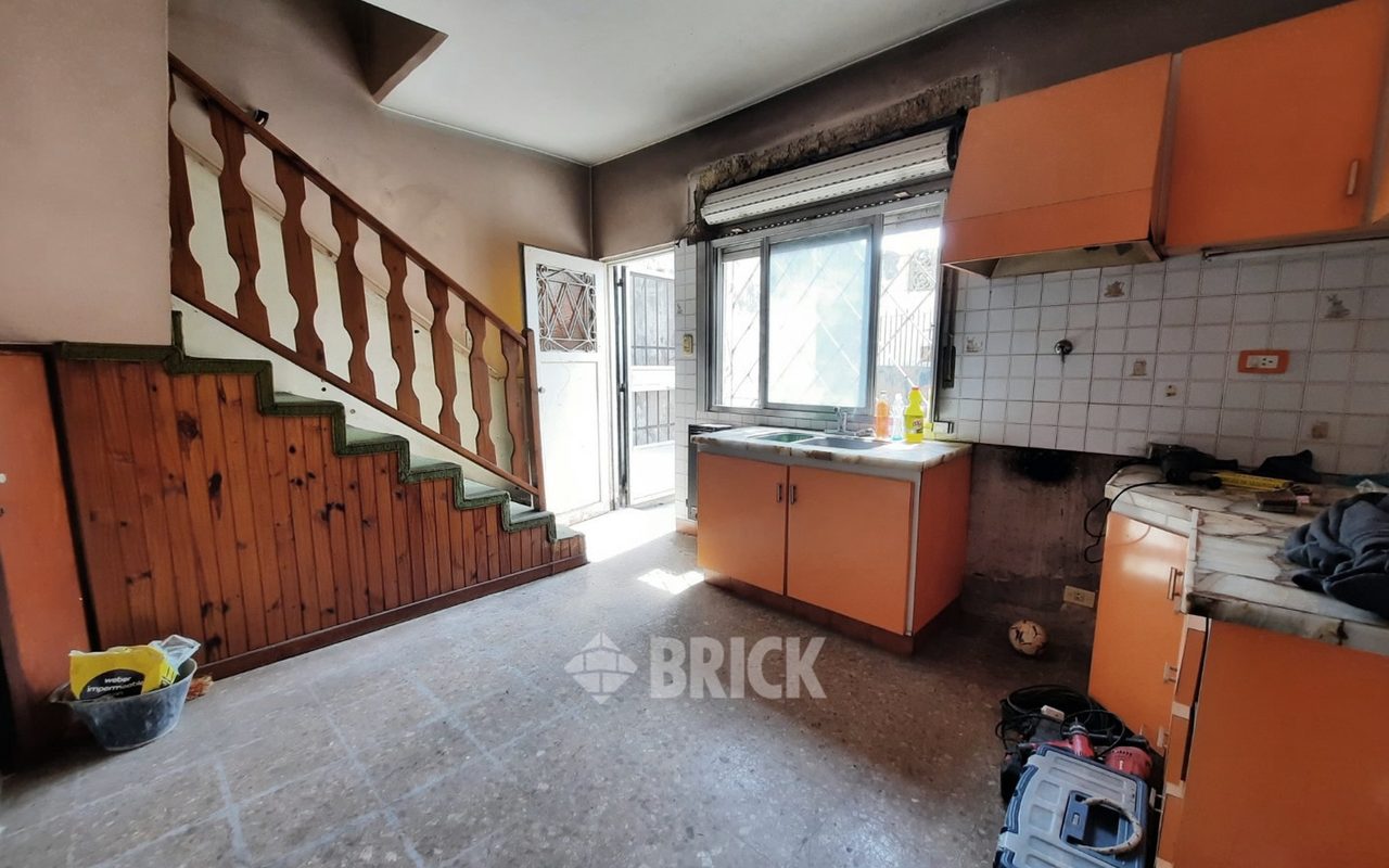 SANTA FE al 300 Piso PB 12