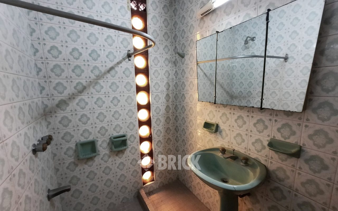 SANTA FE al 300 Piso PB 15