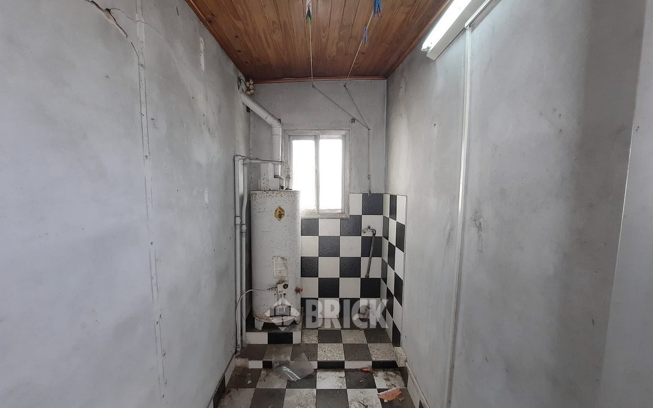 SANTA FE al 300 Piso PB 30