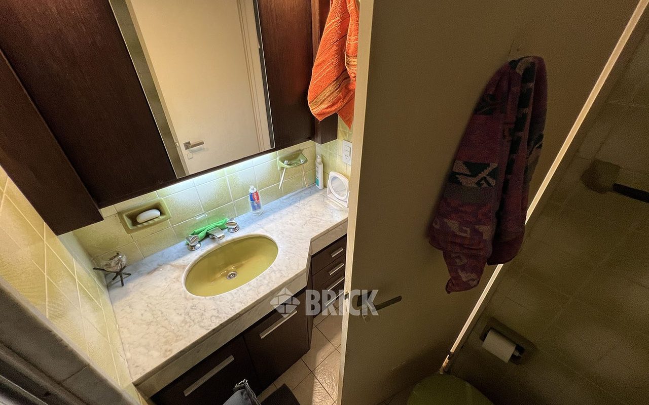 VALLESE, FELIPE al 1700 Piso 1 14