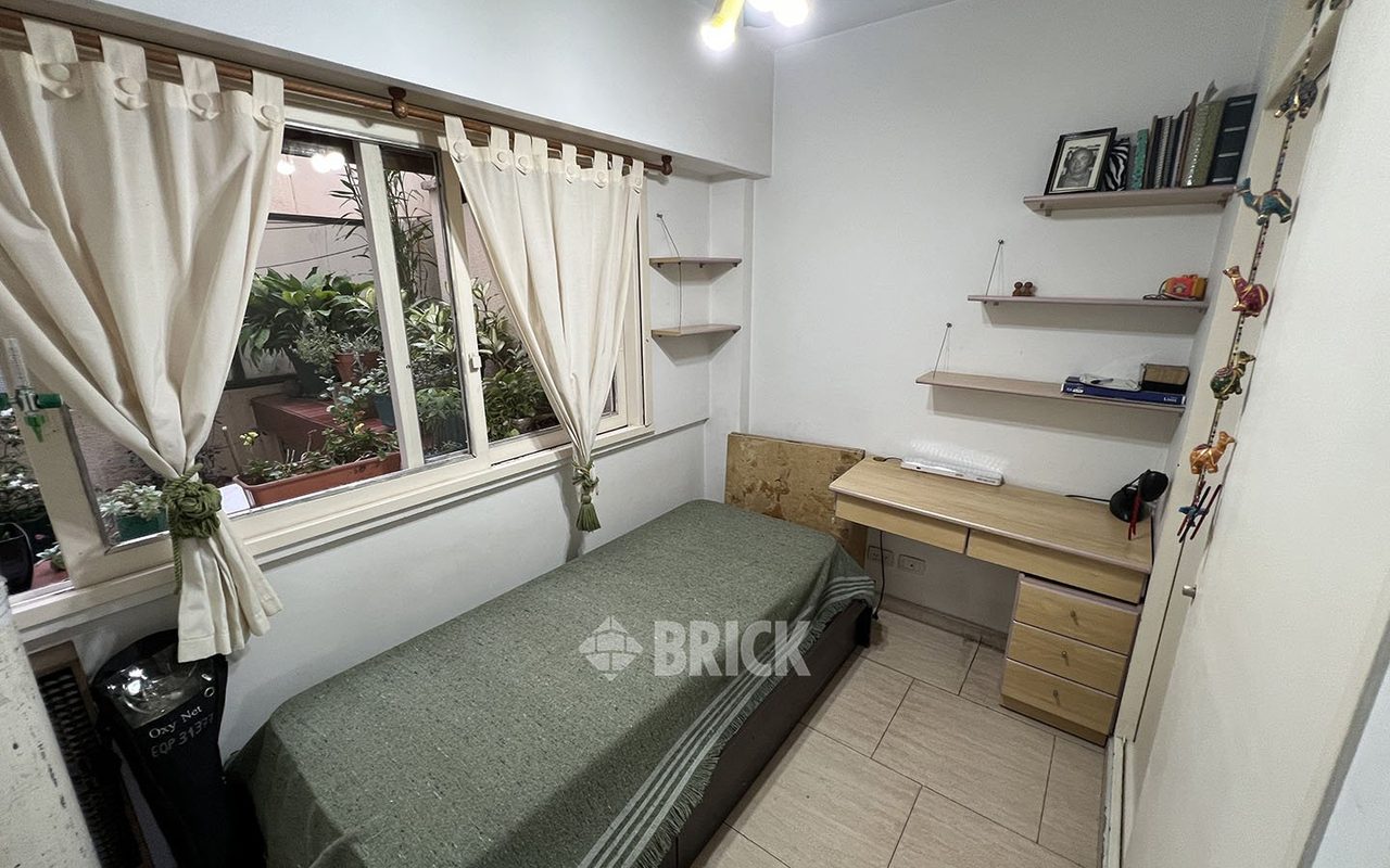 VALLESE, FELIPE al 1700 Piso 1 15