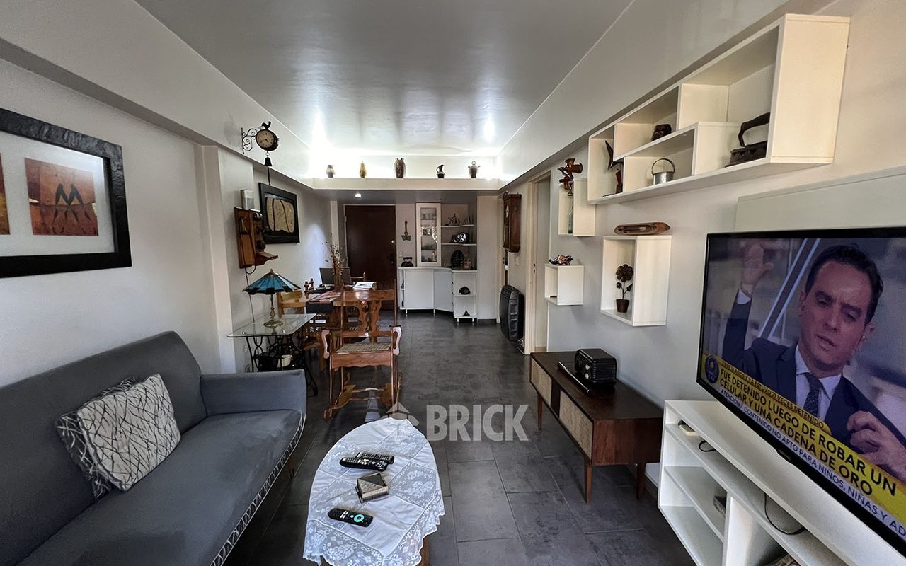 VALLESE, FELIPE al 1700 Piso 1 4