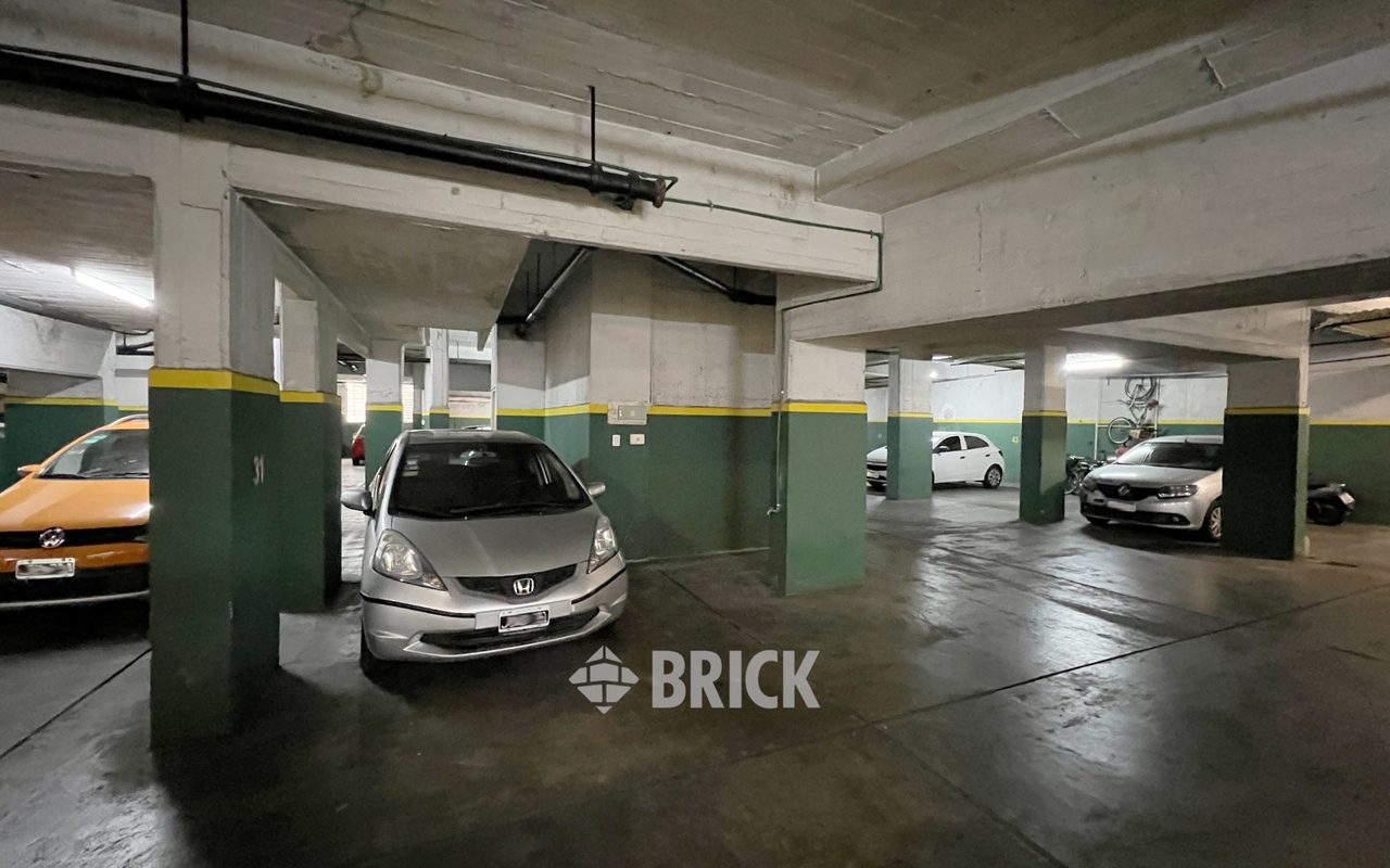 AVELLANEDA, AV. al 1800 Piso 4 14