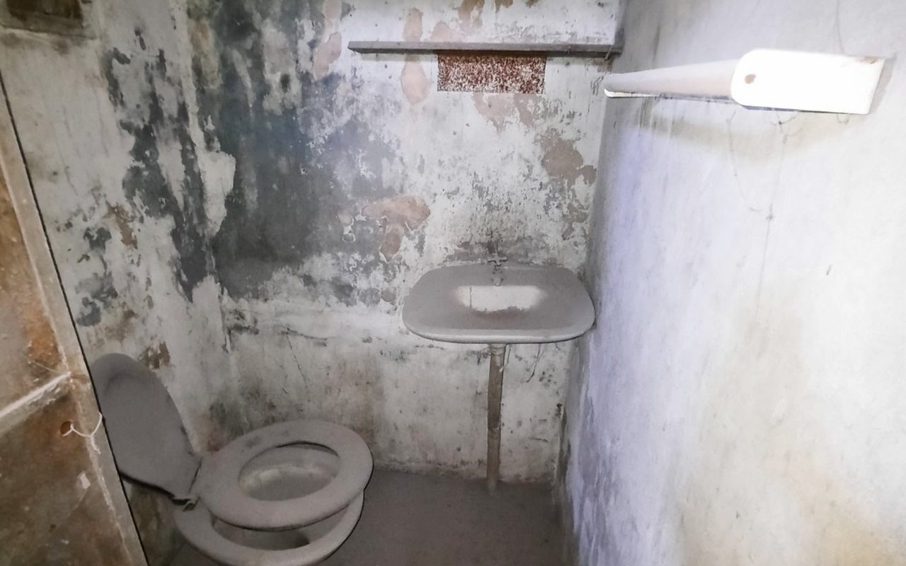 DE LA SERNA al 1800 24