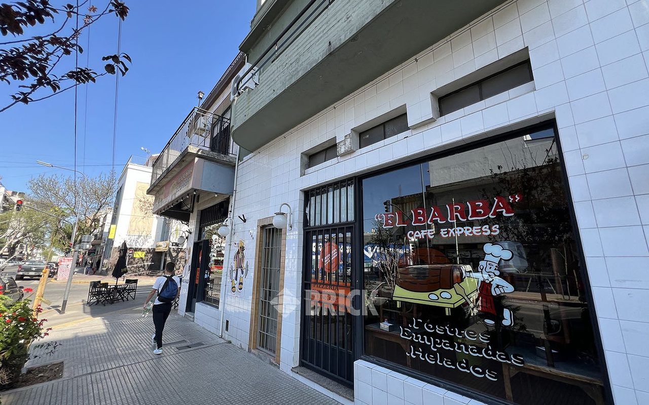 LOPE DE VEGA, AV. al 1300 Piso 1 24