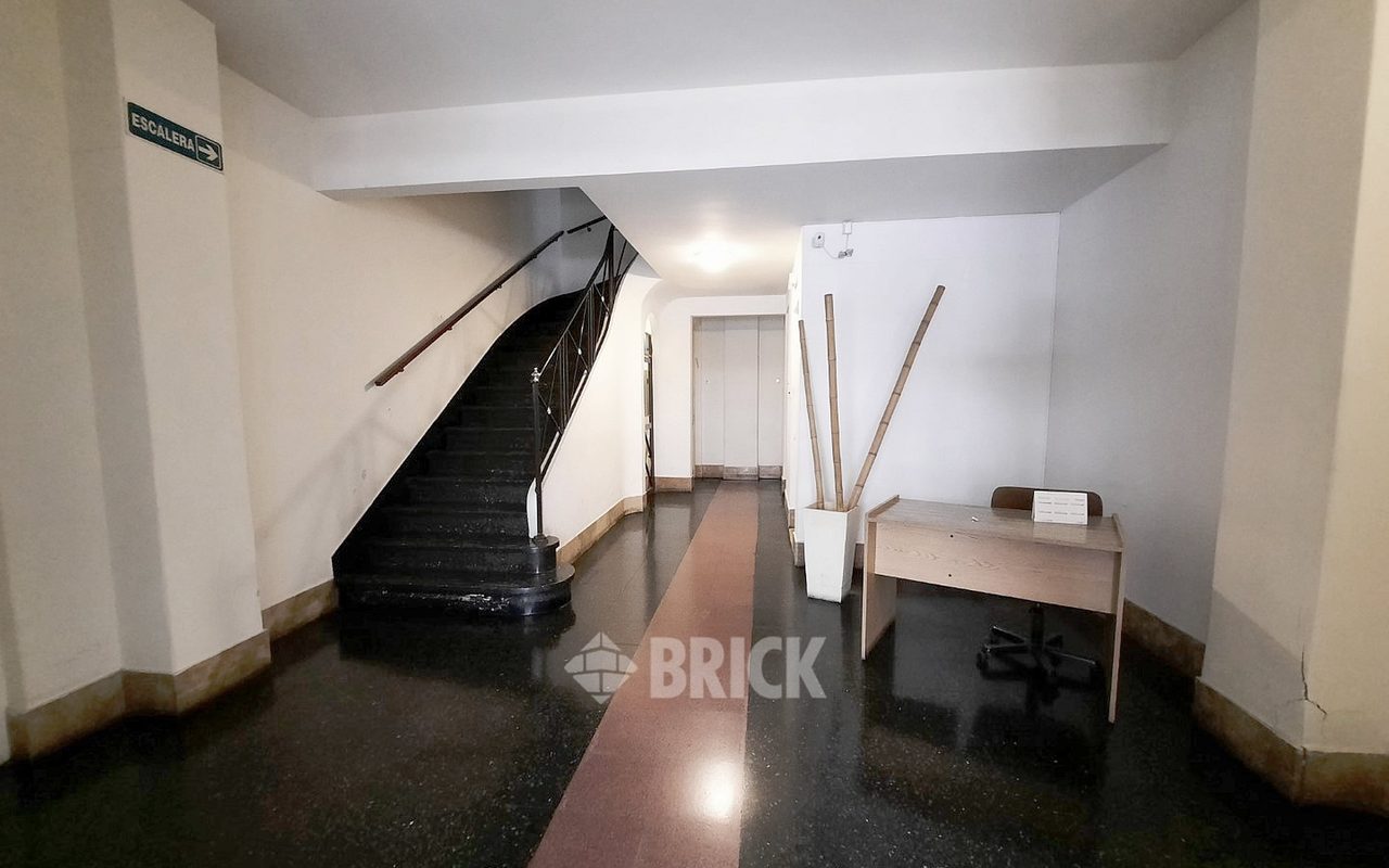 ARREDONDO, VIRREY al 2400 Piso 3 23