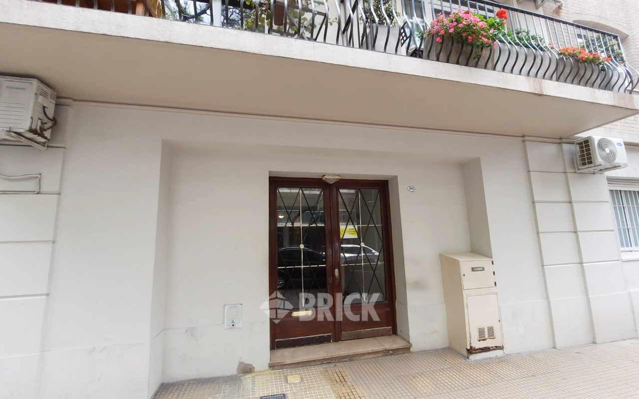 ARREDONDO, VIRREY al 2400 Piso 3 25