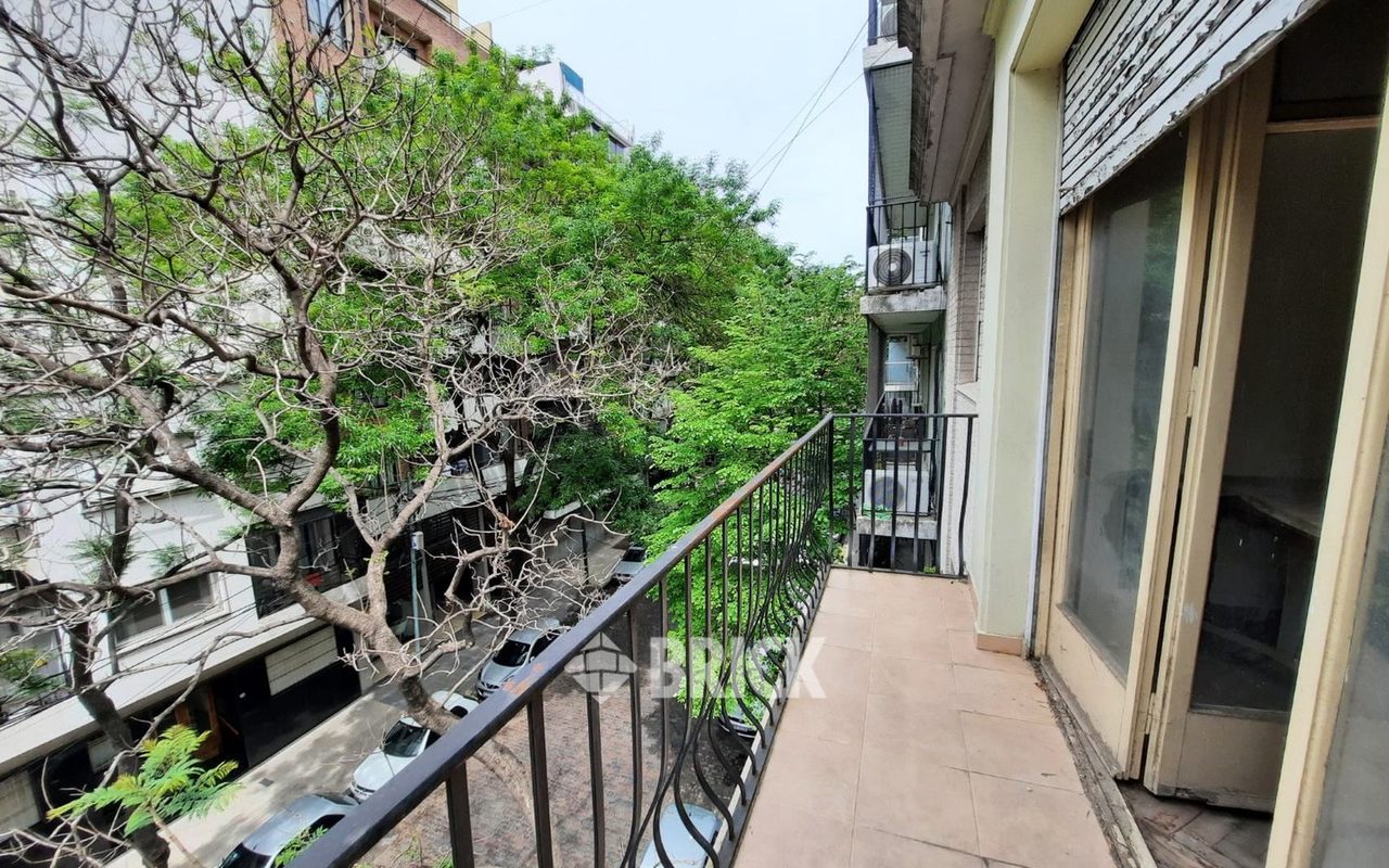 ARREDONDO, VIRREY al 2400 Piso 3 7