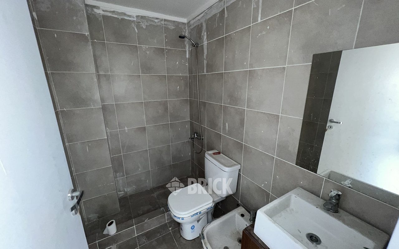 GARAY, JUAN DE, AV. al 3700 Piso 12 11