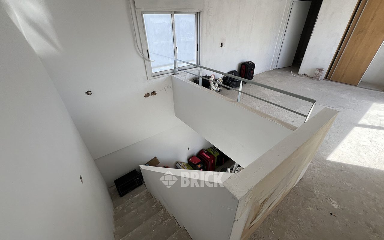 GARAY, JUAN DE, AV. al 3700 Piso 12 8