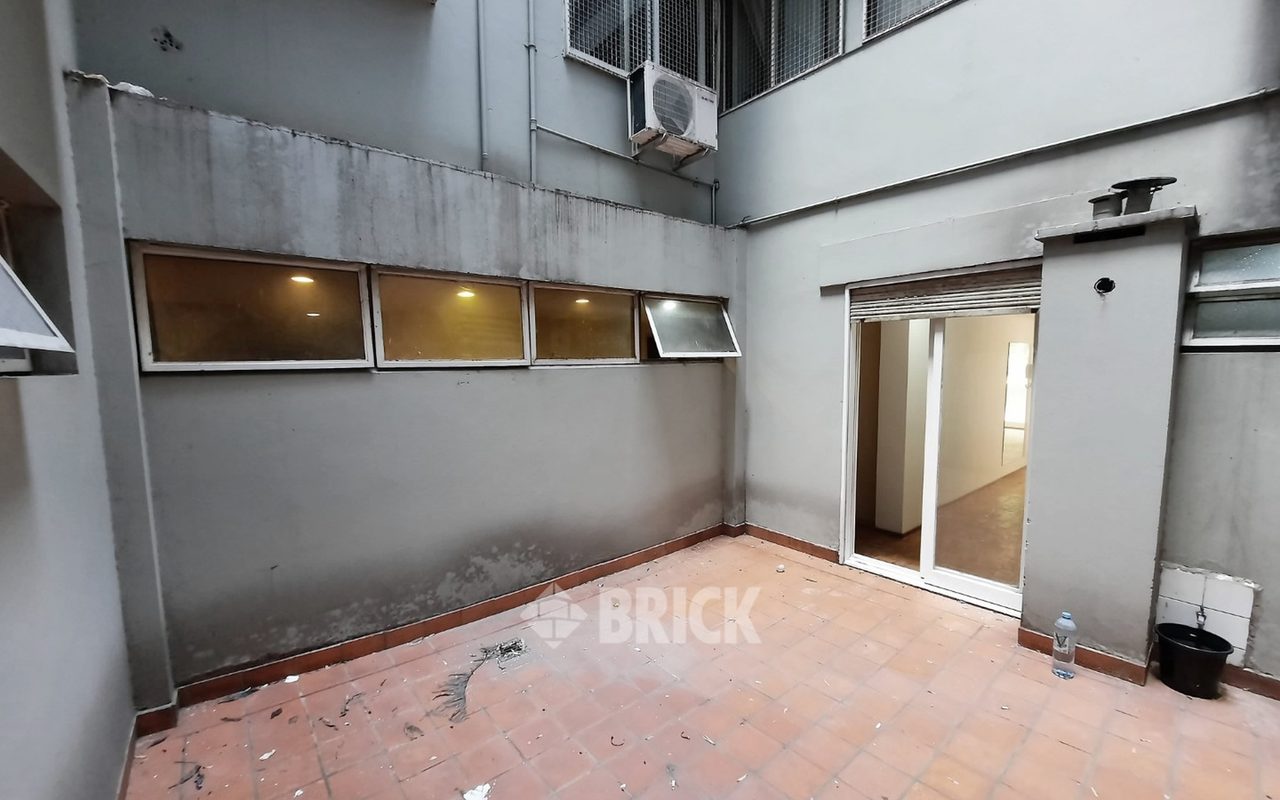 AMENABAR al 2000 Piso 2 21