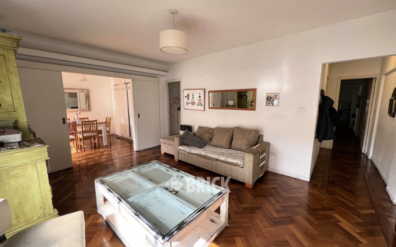 ECUADOR al 1100 Piso 5 4