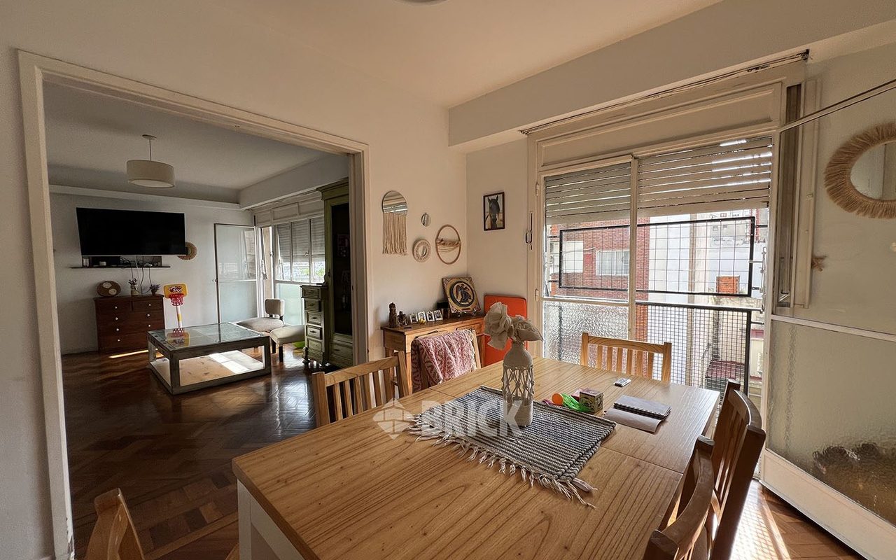 ECUADOR al 1100 Piso 5 8