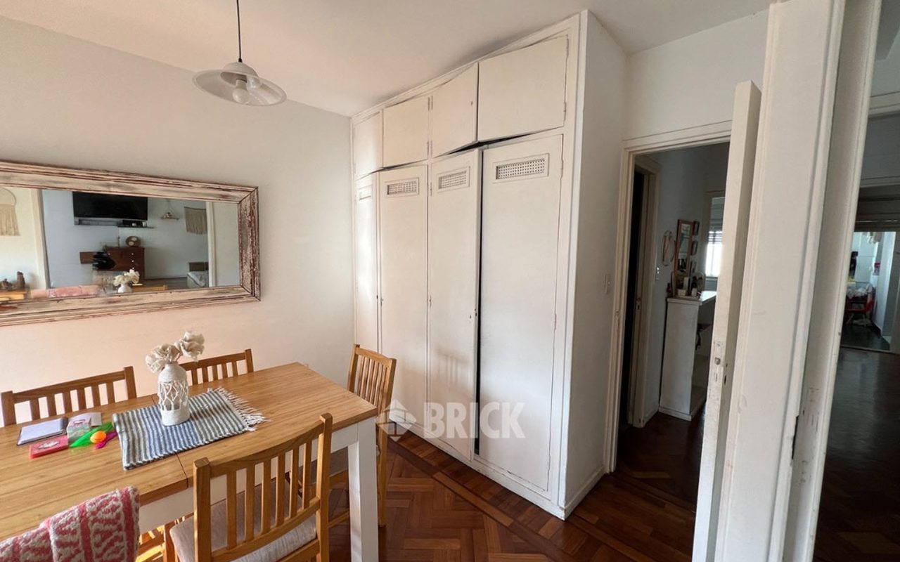 ECUADOR al 1100 Piso 5 9