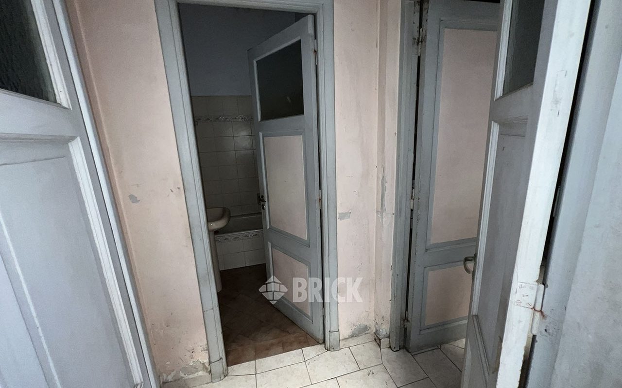 AVELLANEDA, AV. al 1800 Piso PB 19