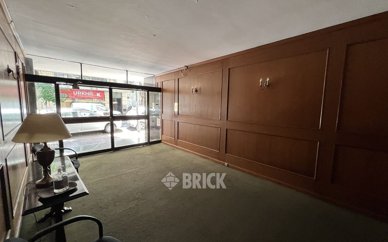 ARENALES al 2200 Piso 1 25