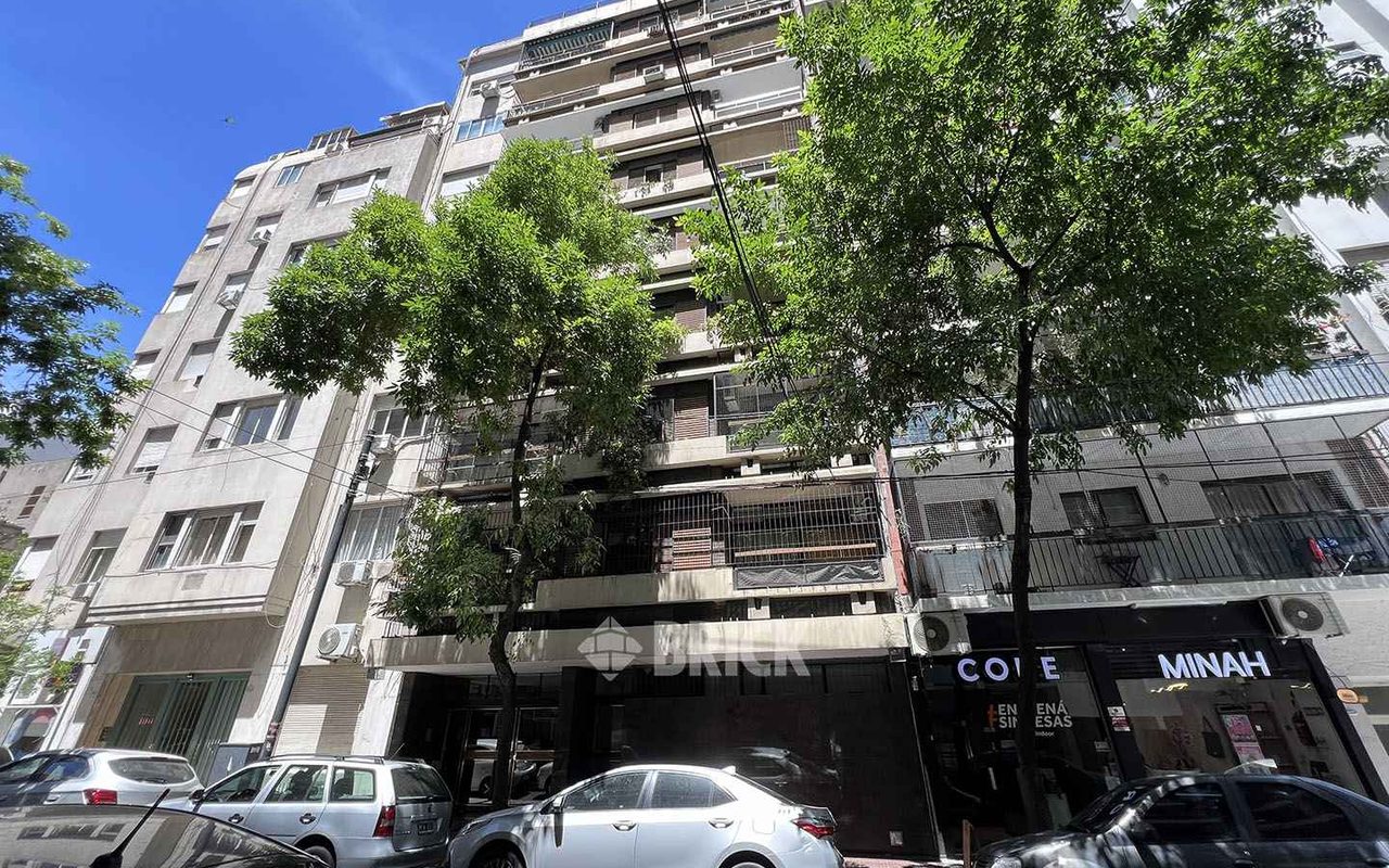 ARENALES al 2200 Piso 1 27